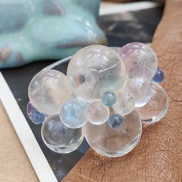 Bubble Ring / Vintage Lucite Plastic Huge Mod Bubble Cocktail Ring - Picture 1 of 10